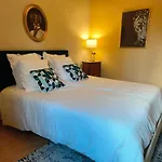 La Des Figuiers Bed & Breakfast
