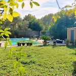 La Des Figuiers Bed & Breakfast 3*
