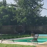 La Des Figuiers Bed & Breakfast 3*
