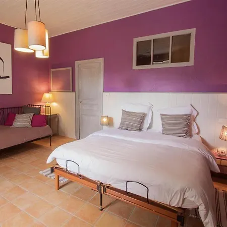 Bed & Breakfast La Des Figuiers 3*