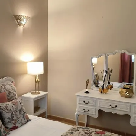 Bed & Breakfast La Des Figuiers 3*