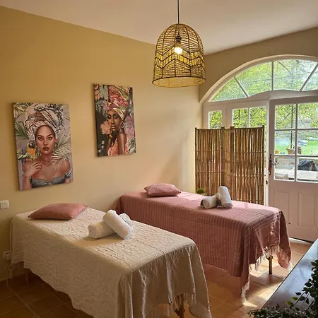 Bed & Breakfast La Des Figuiers 3*